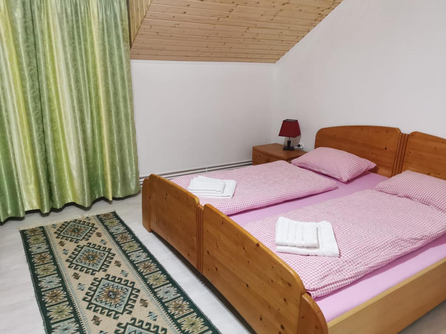 Отель Casa Cu Povesti Rosia Montana Экстерьер фото