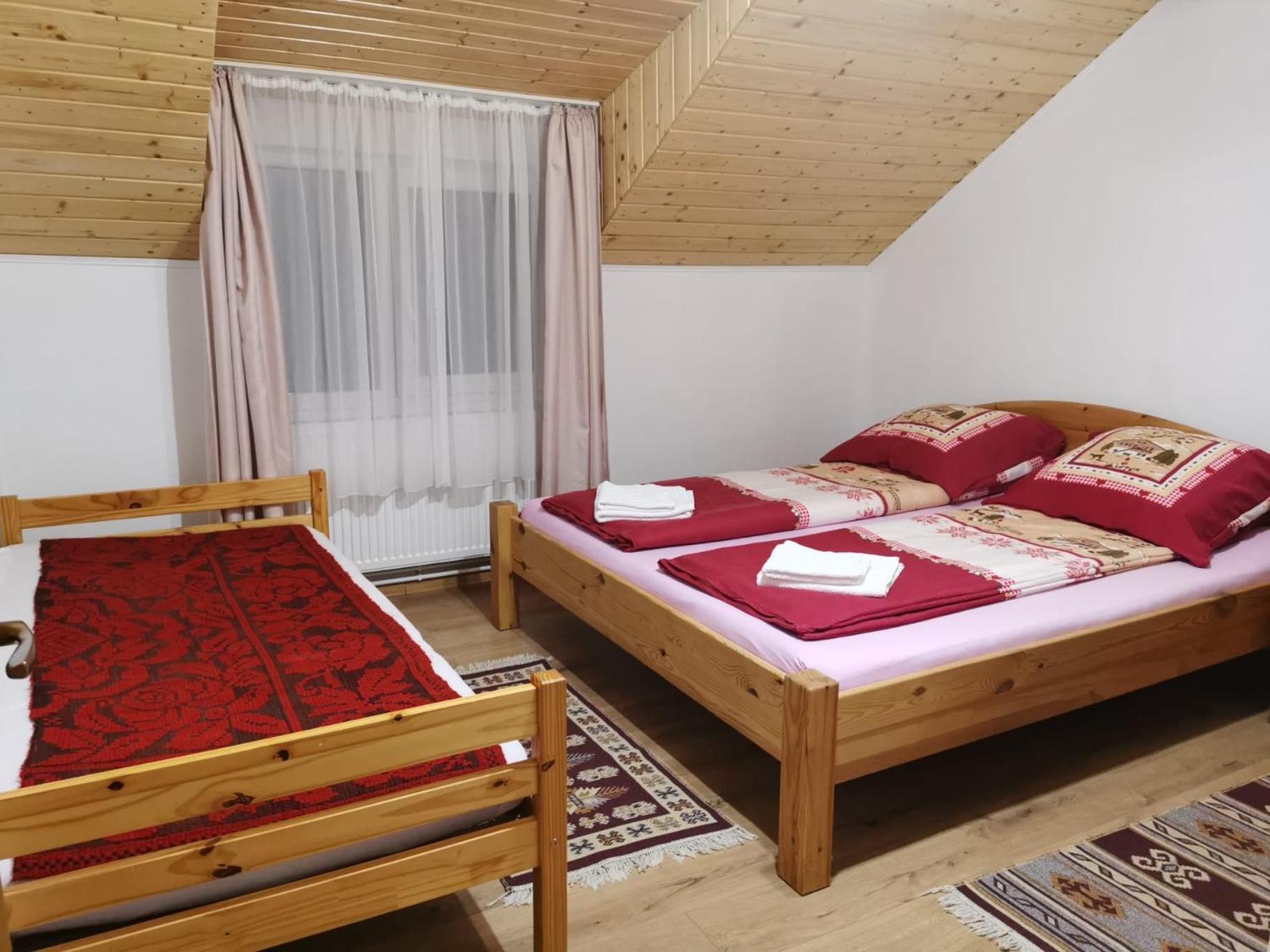 Отель Casa Cu Povesti Rosia Montana Экстерьер фото